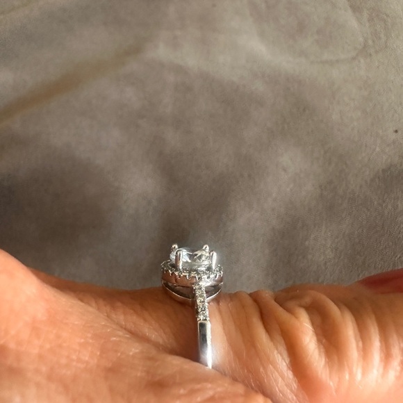 Halo CZ Engagement Ring Size 7 Sterling Silver Sparkly Bridal Travel Wedding - Picture 6 of 10